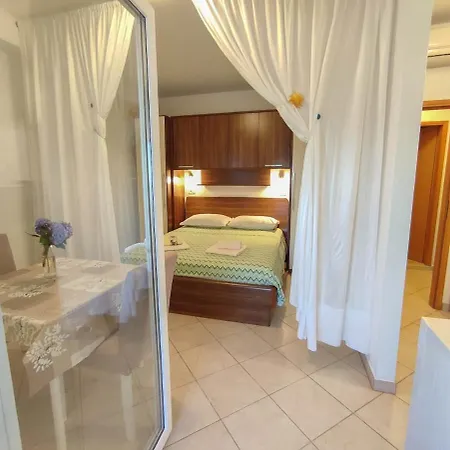 Muzic Apartment *